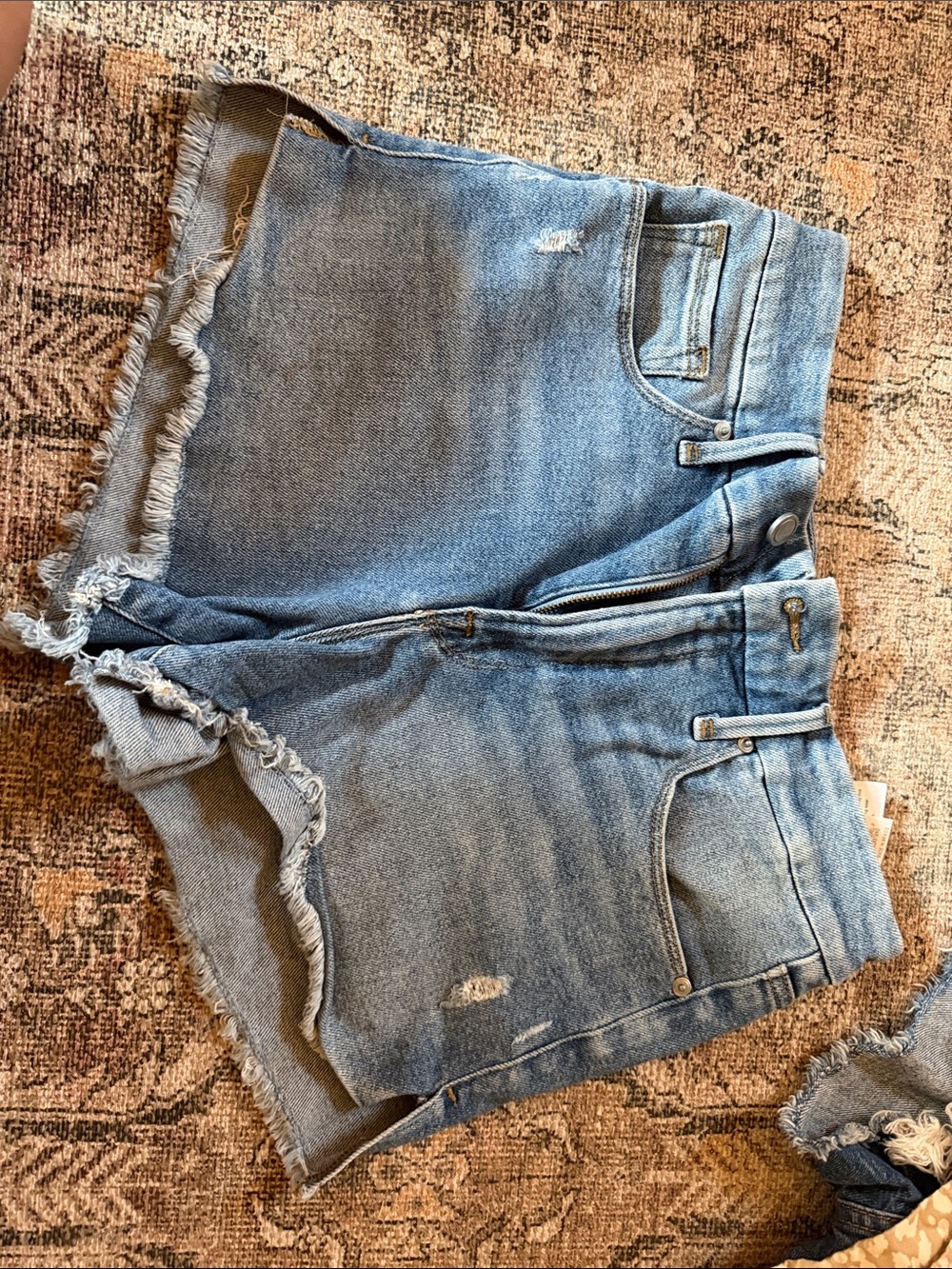 Good American Medium Blue Distressed Frayed Hem Denim Shorts